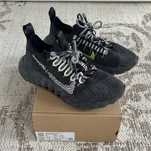 Nike Space Hippie 01